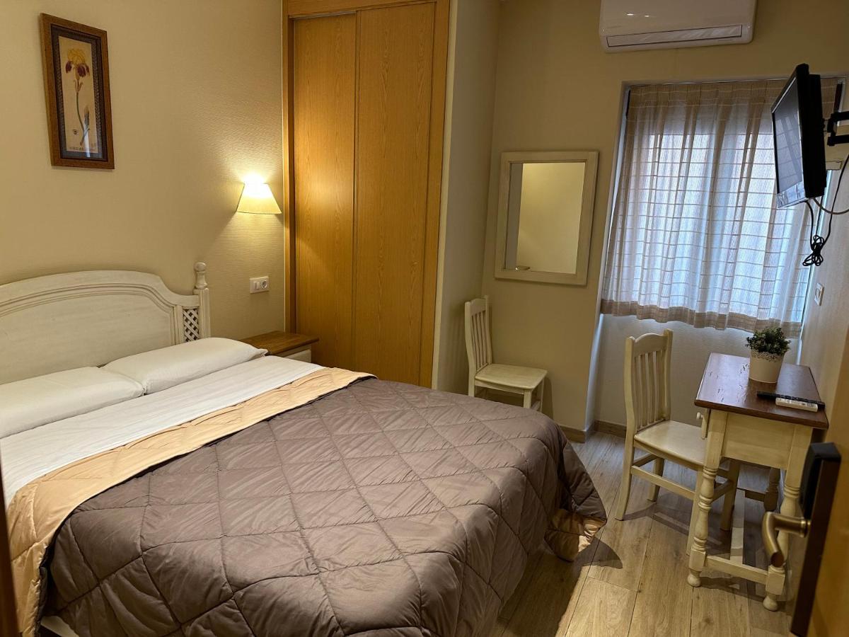 Toledo Plaza Hotel Ngoại thất bức ảnh