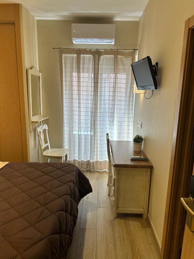 Toledo Plaza Hotel Ngoại thất bức ảnh