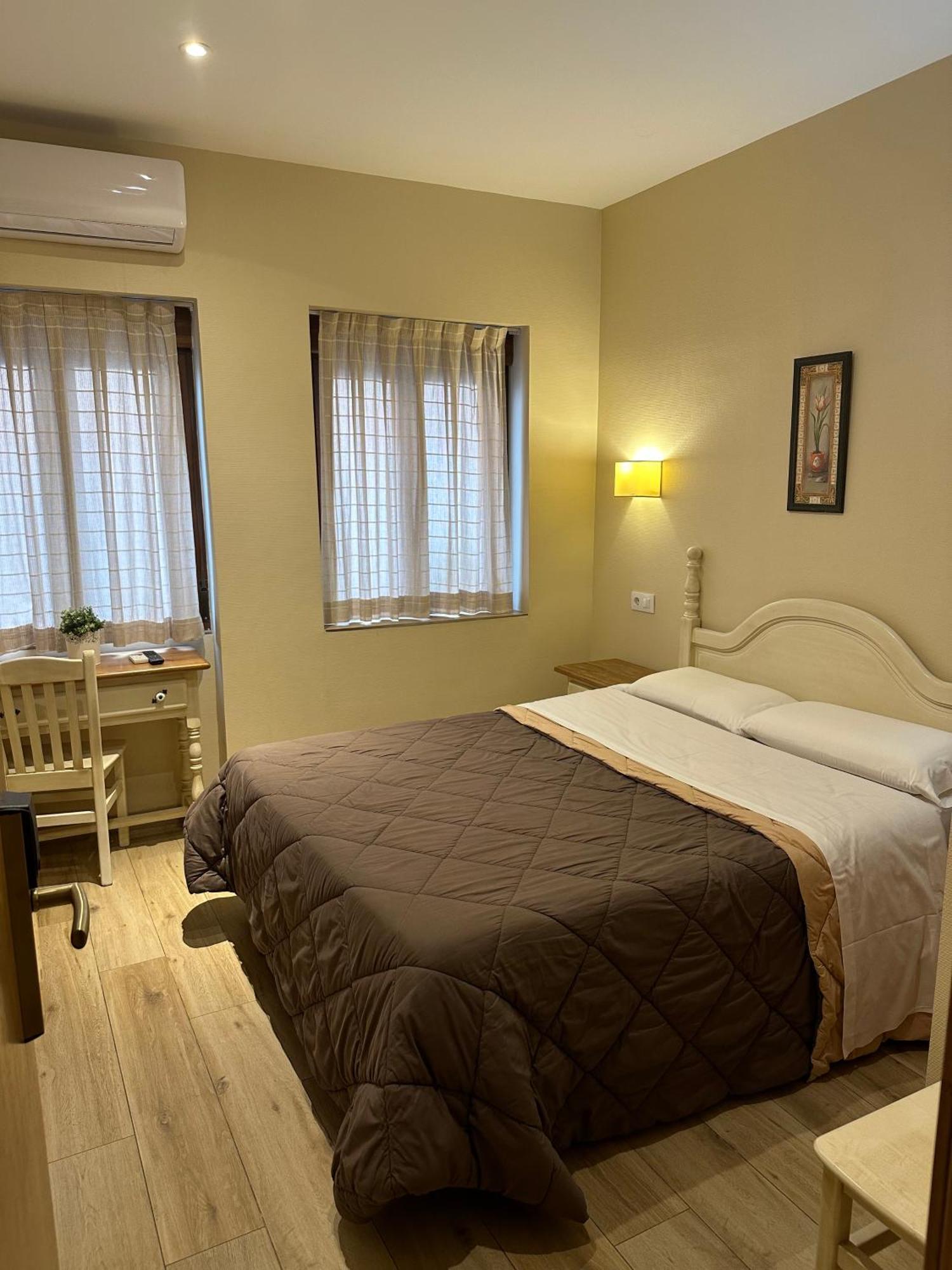 Toledo Plaza Hotel Ngoại thất bức ảnh